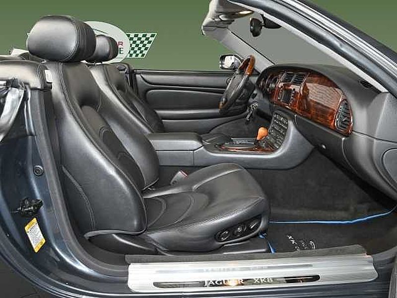 Jaguar XK8 Cabriolet SHZ Memory Leder PDC