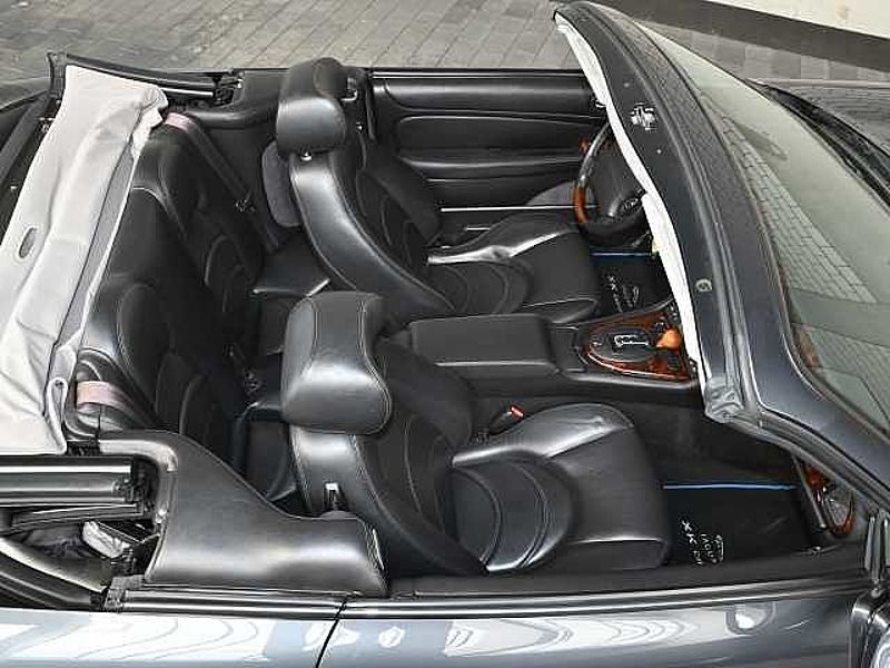 Jaguar XK8 Cabriolet SHZ Memory Leder PDC